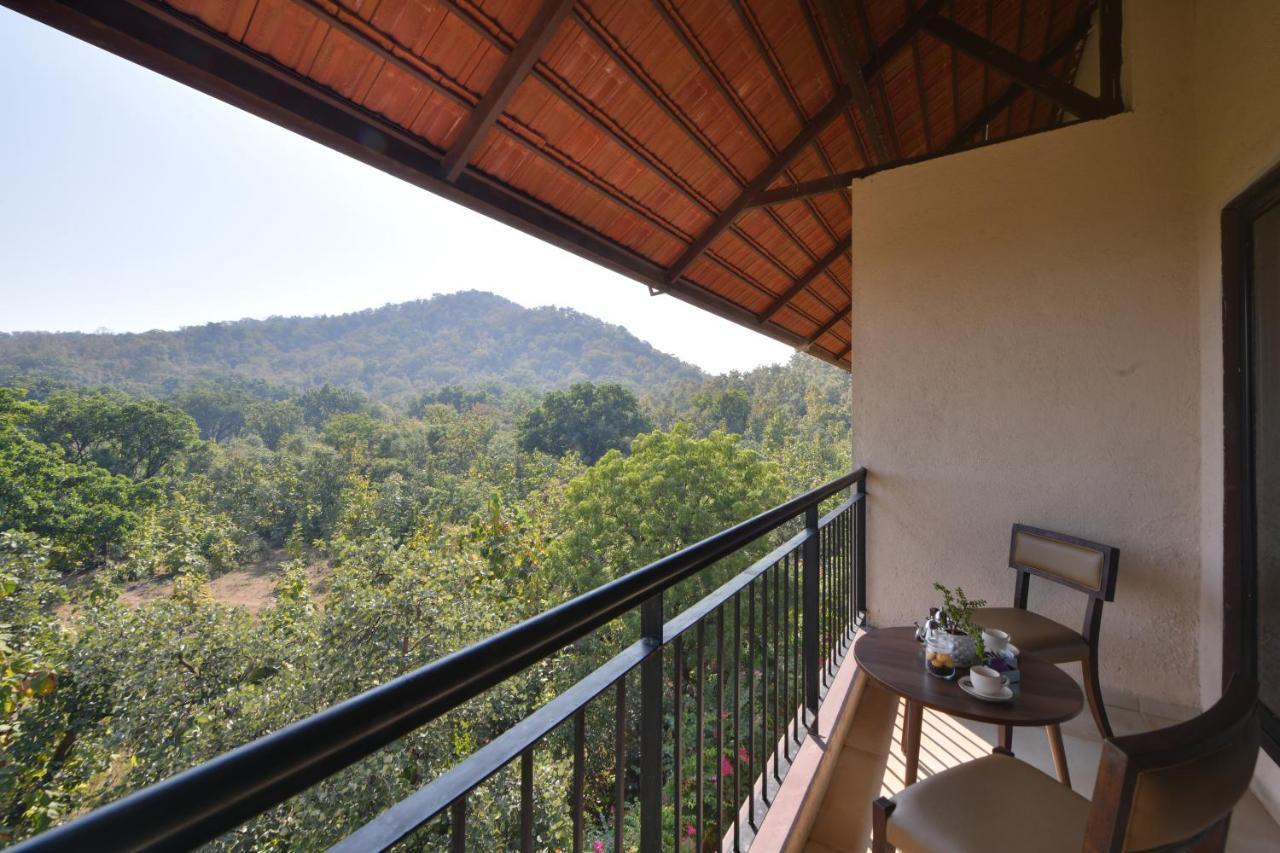 Bhanu The Fern Forest Resort & Spa, Jambughoda Zewnętrze zdjęcie