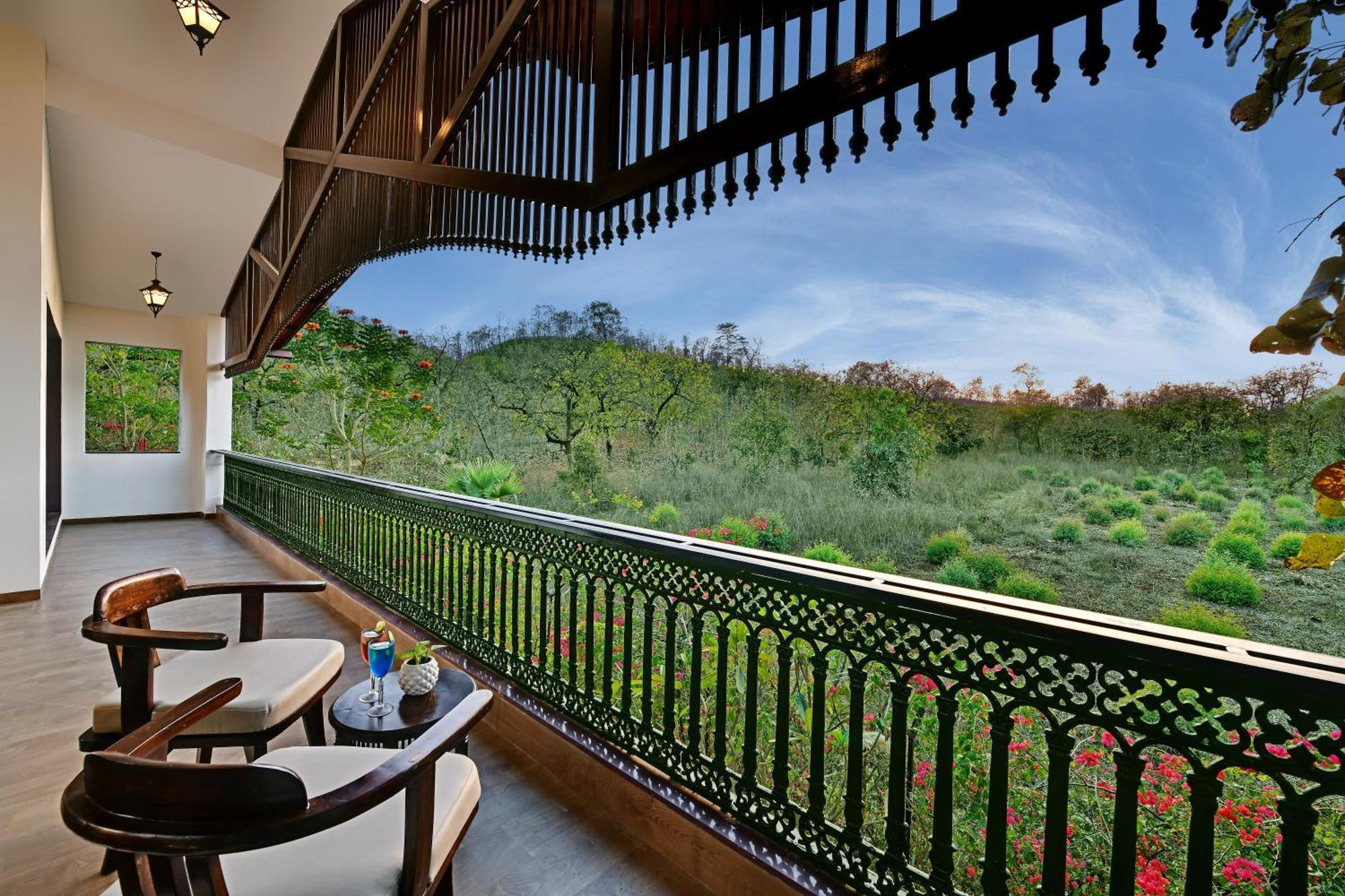 Bhanu The Fern Forest Resort & Spa, Jambughoda Zewnętrze zdjęcie